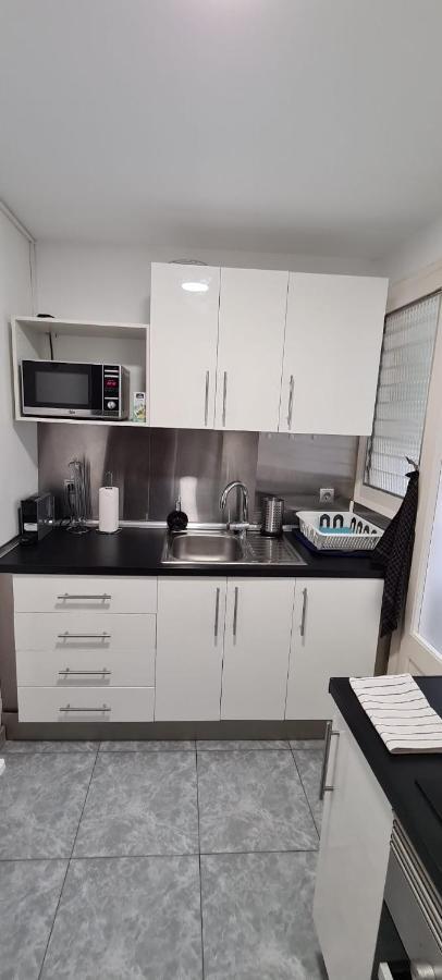 Habitaciones Camp Nou Apartment L'Hospitalet de Llobregat Bagian luar foto