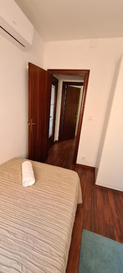 Habitaciones Camp Nou Apartment L'Hospitalet de Llobregat Bagian luar foto